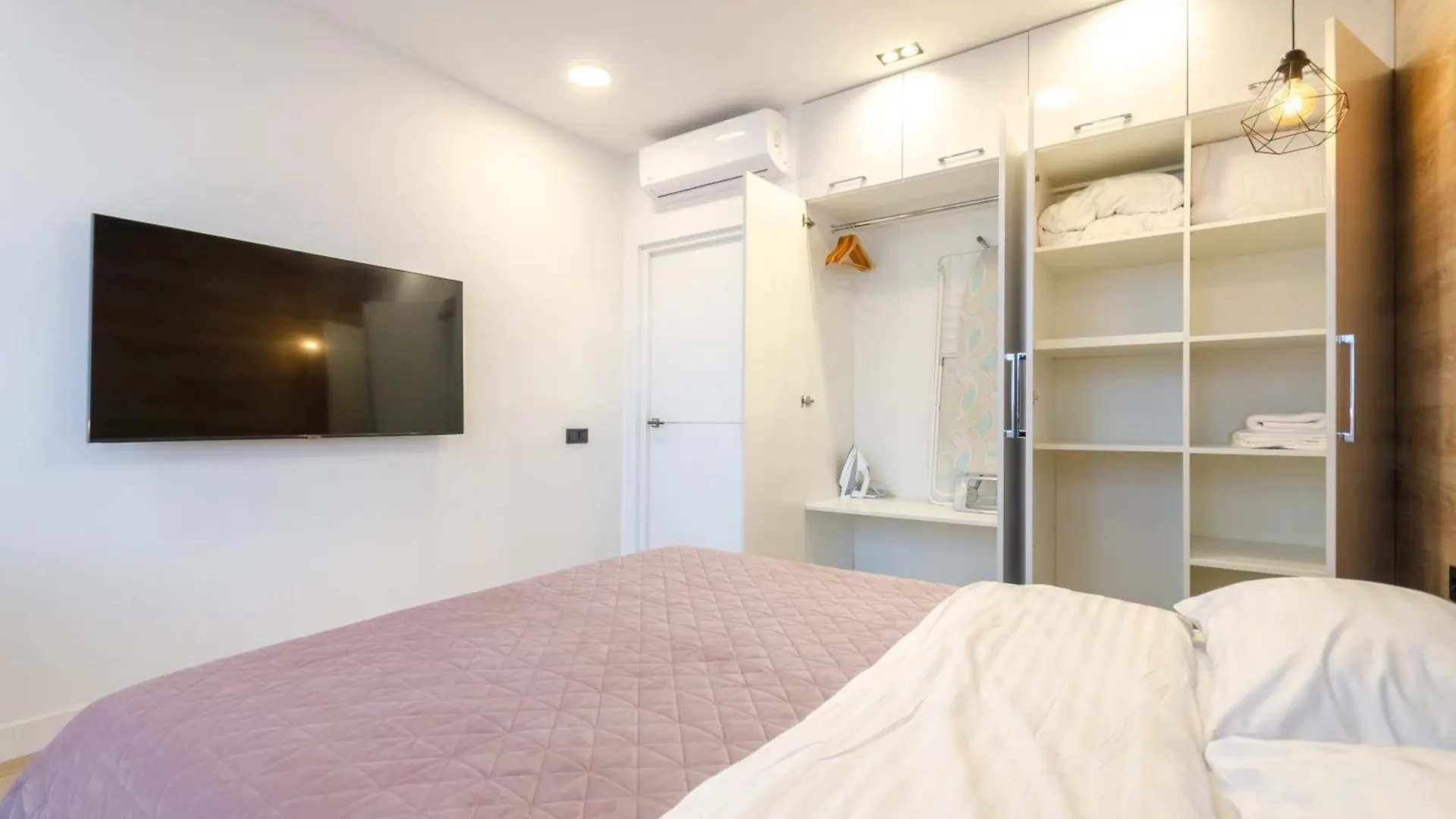 Petrovdom Apartments 18-199 In Rc New York Concept House, Antonovycha 74 Κίεβο