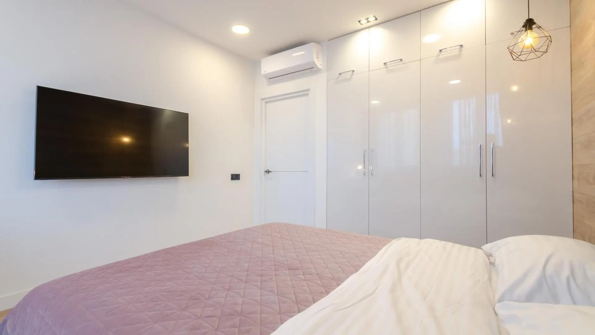 Petrovdom Apartments 18-199 In Rc New York Concept House, Antonovycha 74 Κίεβο